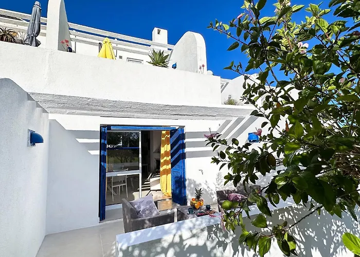 Windmill Hill Cozy Townhouse By Becherish *