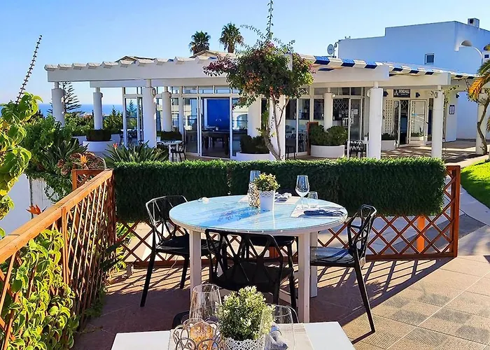 Windmill Hill Cozy Townhouse By Becherish *