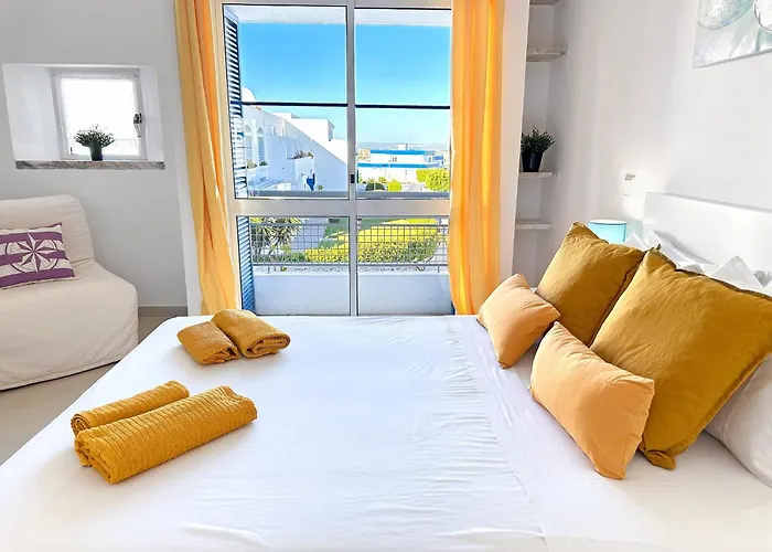 Windmill Hill Cozy Townhouse By Becherish * Albufeira