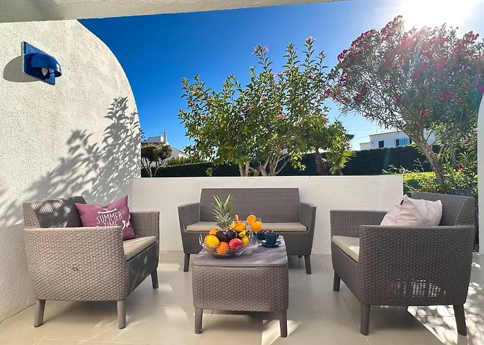 Windmill Hill Cozy Townhouse By Becherish Nyaraló Albufeira