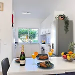Windmill Hill Cozy Townhouse By Becherish אלבופיירה