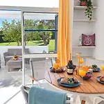 Сasa de vacaciones Windmill Hill Cozy Townhouse By Becherish